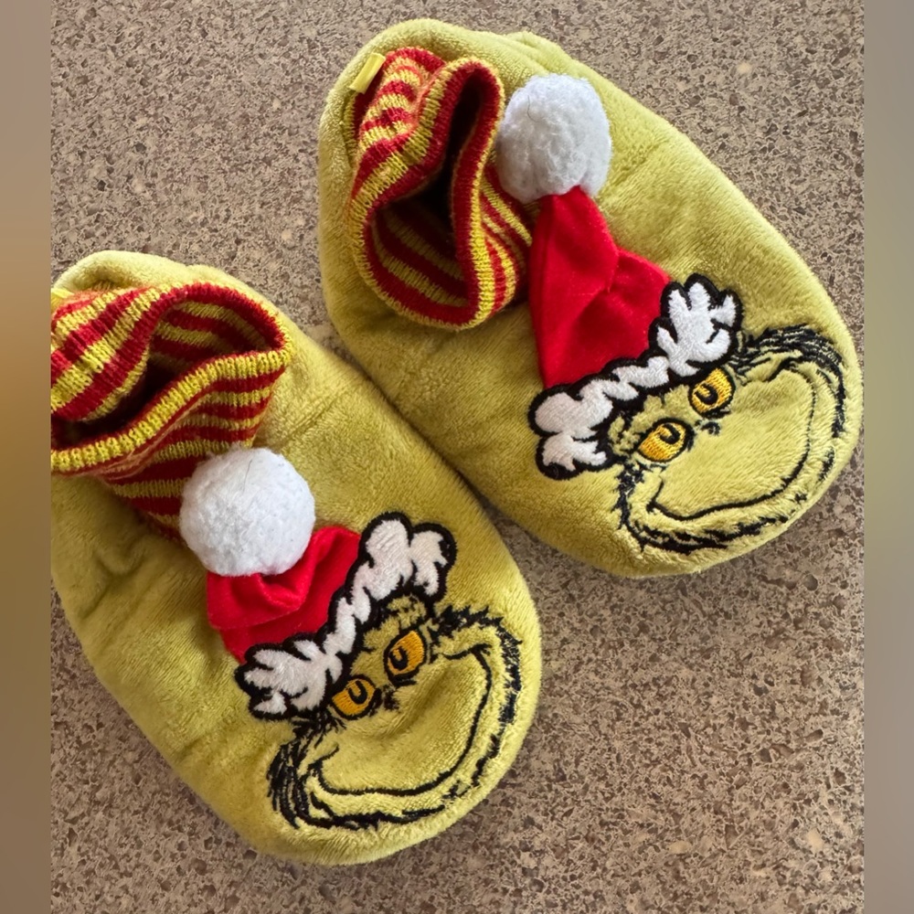 Grinch Slippers